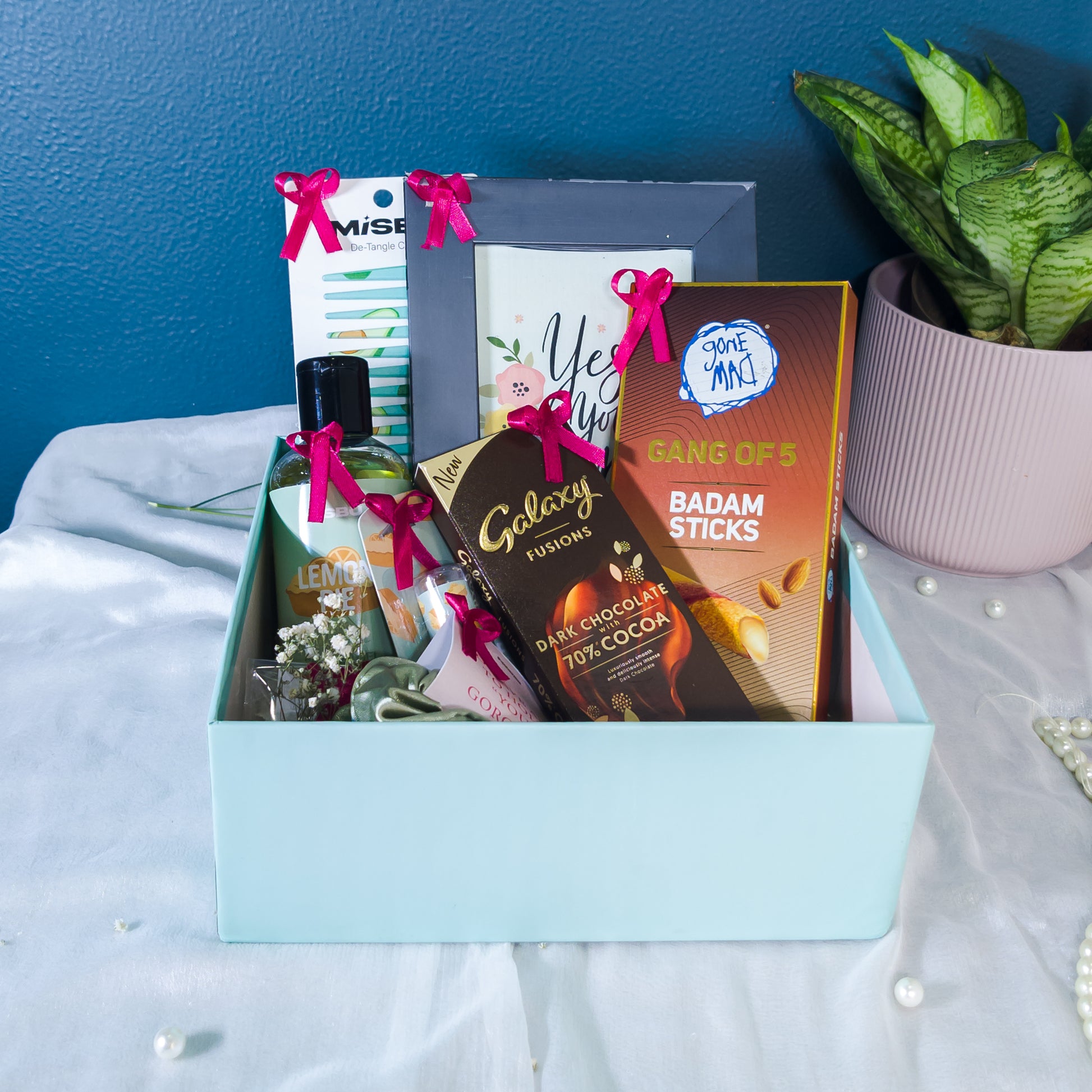 Mint Green Theme Hamper Box