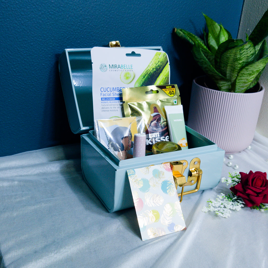 Metal Trunk Hamper