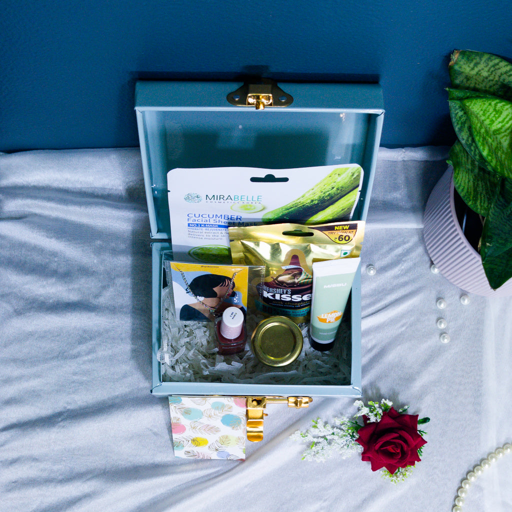 Metal Trunk Hamper