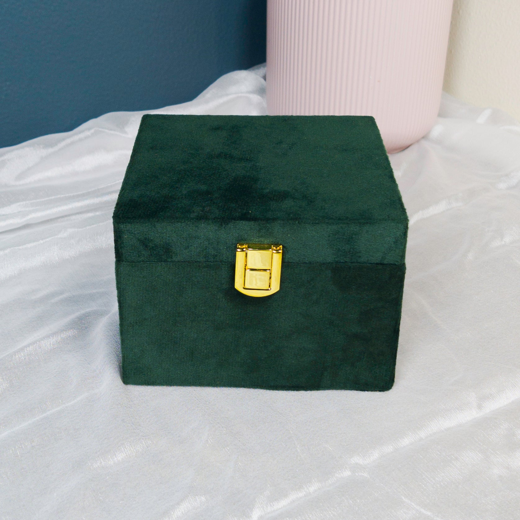 Green Velvet Box - 1 Jar